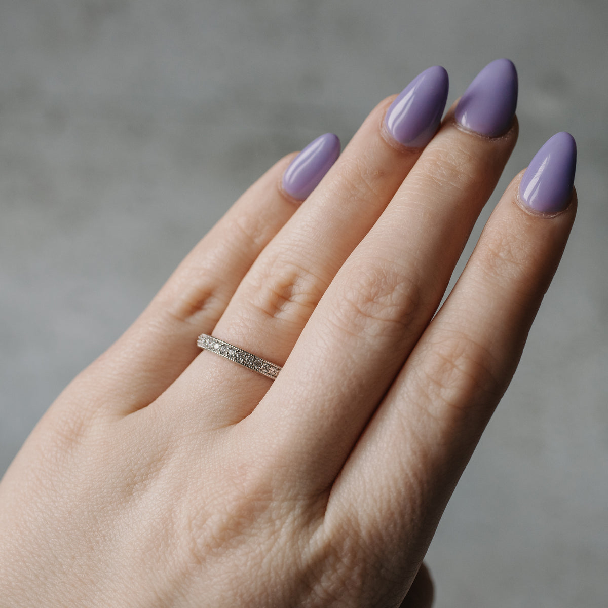 14K White Gold Milgrain Edge Round Cut Diamond Anniversary Band